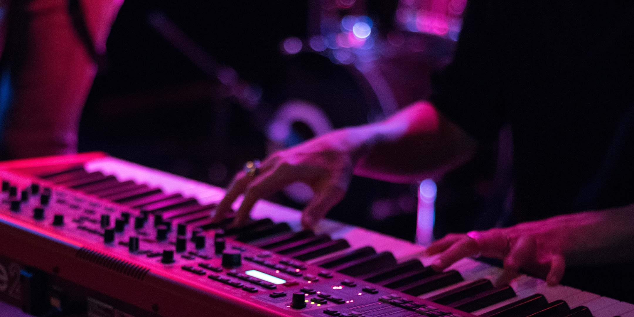 The Keyboard Chord Dictionary